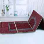 ⁦عرض سجادة صلاة بتكاية + مكبر صوت لتلاوة القرآن ومصباح على هيئة قمر⁩ - الصورة ⁦2⁩