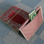 ⁦عرض حبتين سجادة صلاة بتكاية⁩ - الصورة ⁦2⁩