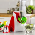 ⁦مبشرة الطبل و صانعة ايس كريم الكهربائية⁩ - الصورة ⁦2⁩